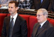 چه کسی پشت پرده جانشینی«فاروق الشرع» به جای بشار اسد است؟