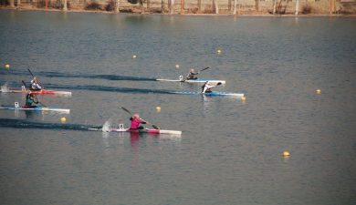 دعوت ۱۰ قایقران گیلانی به اردوی تیم‌های ملی قایقرانی آب‌های آرام