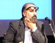 «عبدالرضا داوری» به اتهام همکاری با آمدنیوز بازداشت شد