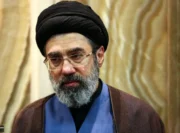 آیت‌الله مجتبی خامنه‌ای کیست؟